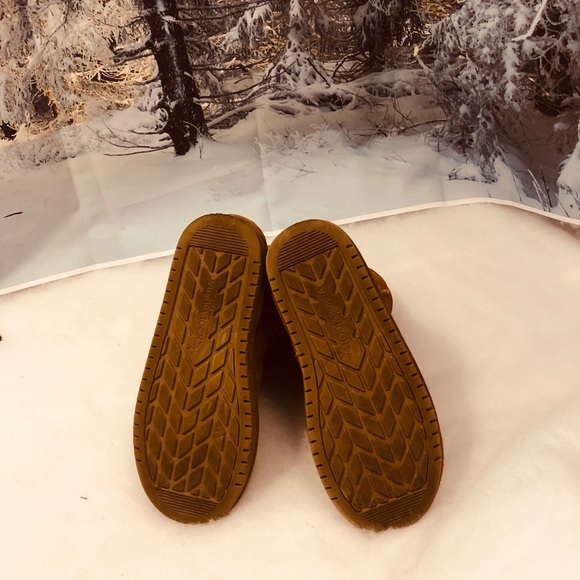 Koolaburra - Picture 8 of 8